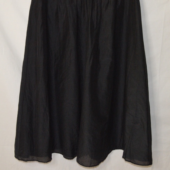 WHBM Ruffle V Neck Silk Blend Black Dress Sz 6 - Picture 3 of 6